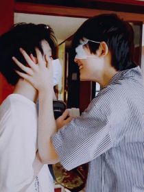 一个韩寒致敬 成人